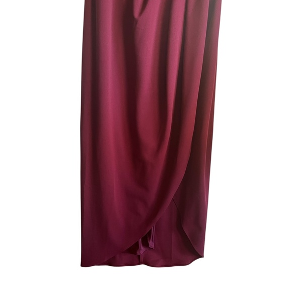 📸 “$BHLDN Deep Red Evening Dress 16 - Picture 8 of 15